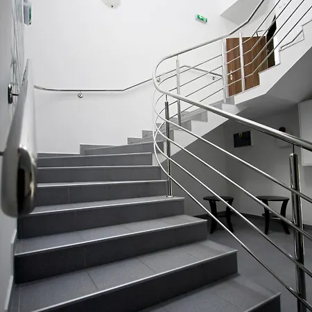 Lesny Dwor - Sniadanie I Parking W Cenie Frühstückspension 3*