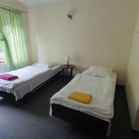 Lesny Dwor - Sniadanie I Parking W Cenie Neustettin