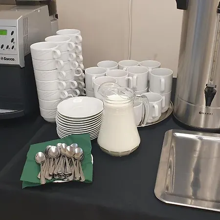 Lesny Dwor - Sniadanie I Parking W Cenie Frühstückspension Neustettin