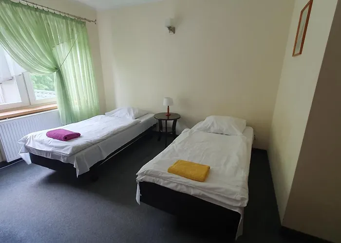 Lesny Dwor - Sniadanie I Parking W Cenie Neustettin