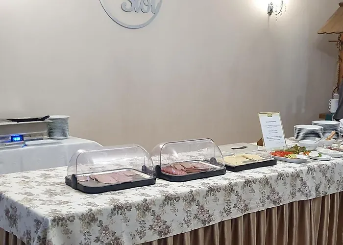 Lesny Dwor - Sniadanie I Parking W Cenie Neustettin