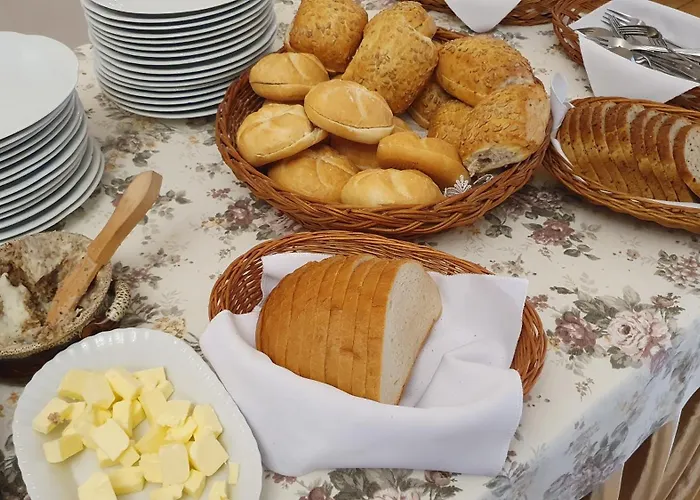 Lesny Dwor - Sniadanie I Parking W Cenie 3* Neustettin