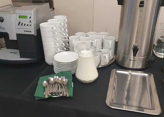 Lesny Dwor - Sniadanie I Parking W Cenie Frühstückspension Neustettin